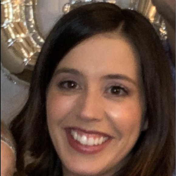 Meet your Posher, Kayla - Picture 1 of 1